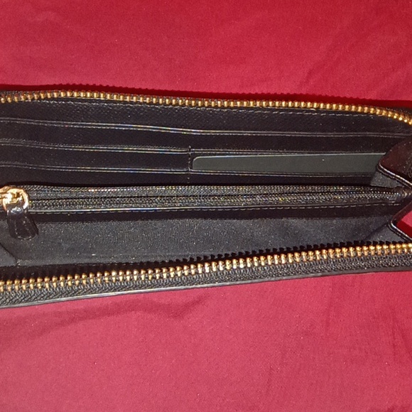 Coach Zip Wallet - Picture 2 of 2